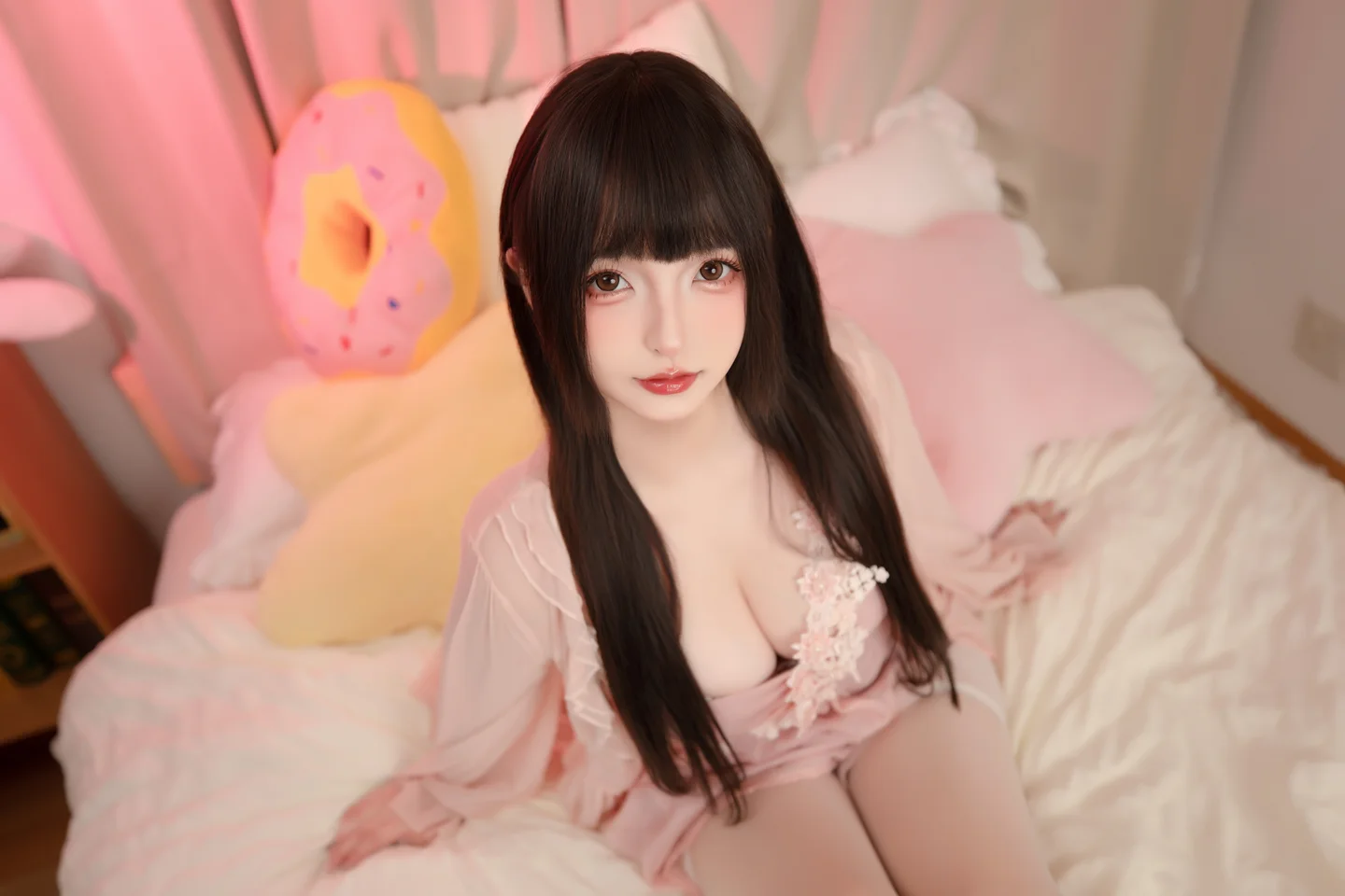 神楽坂真冬 - 高跟睡袍 [75P,2V-650MB] tg@simisebaisi 【丝足阁】13.webp